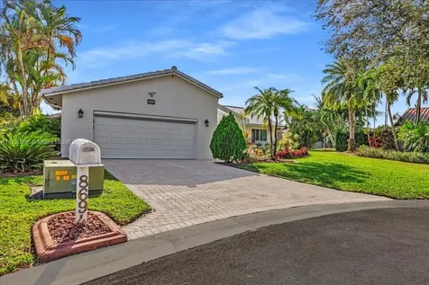 8694 NW 7th Lane Coral Springs FL 33071