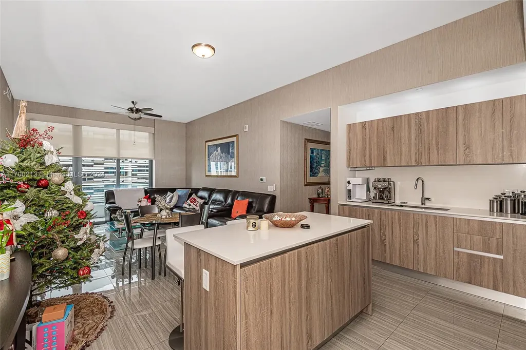 2960 NE 207th Street Aventura FL 33180