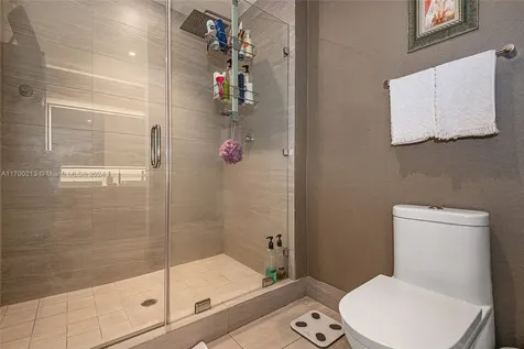 2960 NE 207th Street Aventura FL 33180