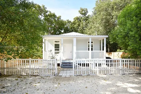 35 Rose Place Key Largo FL 33037