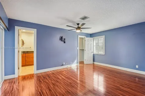 3935 NW 69th Terrace Coral Springs FL 33065