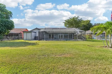 3935 NW 69th Terrace Coral Springs FL 33065