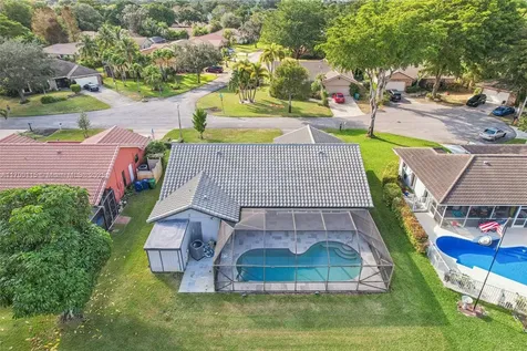 3935 NW 69th Terrace Coral Springs FL 33065