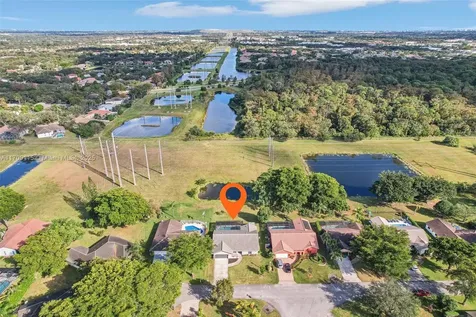 3935 NW 69th Terrace Coral Springs FL 33065