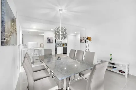 9721 E Bay Harbor Drive Bay Harbor Islands FL 33154