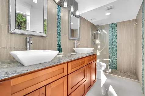 9721 E Bay Harbor Drive Bay Harbor Islands FL 33154