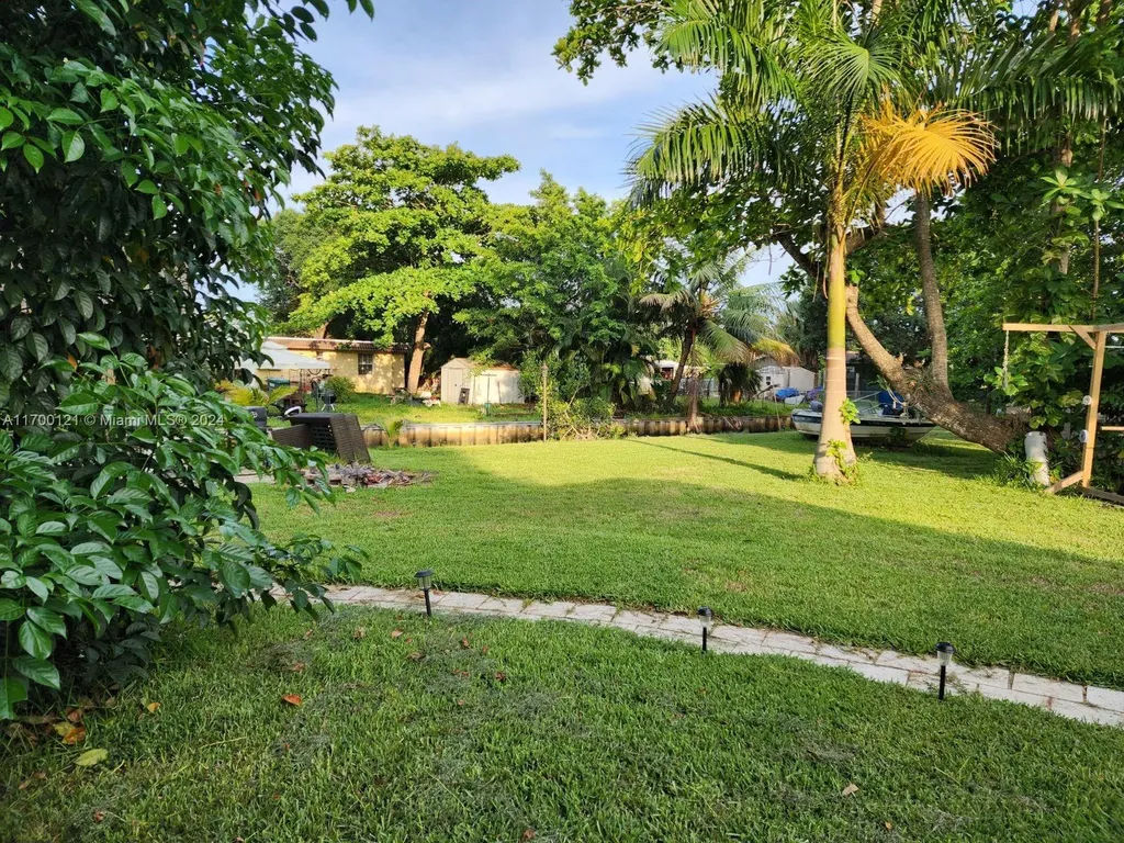 1872 SW 29th Avenue Fort Lauderdale FL 33312