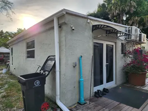 1872 SW 29th Avenue Fort Lauderdale FL 33312