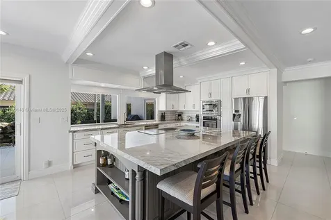 2751 NE 47th Street Lighthouse Point FL 33064