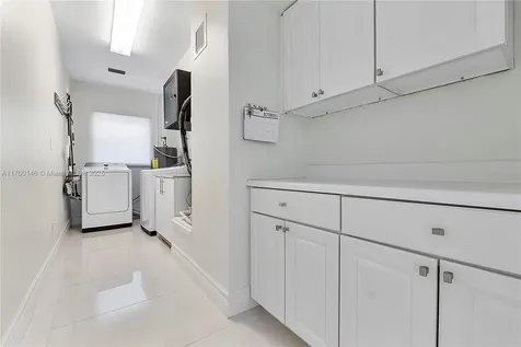 2751 NE 47th Street Lighthouse Point FL 33064