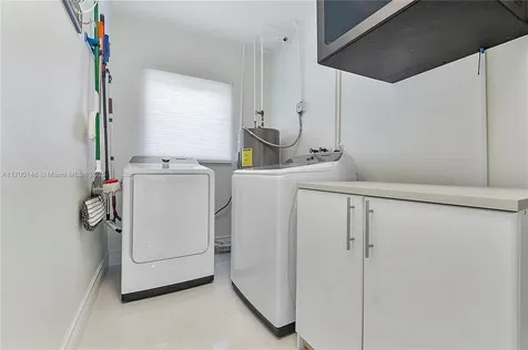 2751 NE 47th Street Lighthouse Point FL 33064