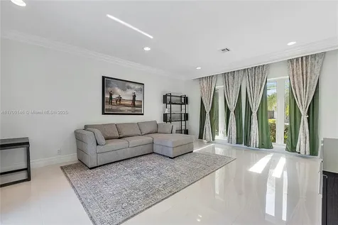 2751 NE 47th Street Lighthouse Point FL 33064