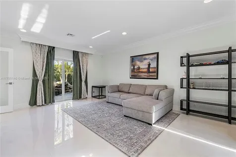 2751 NE 47th Street Lighthouse Point FL 33064