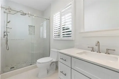 2751 NE 47th Street Lighthouse Point FL 33064