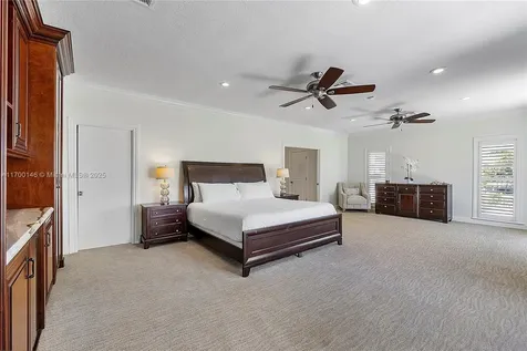 2751 NE 47th Street Lighthouse Point FL 33064