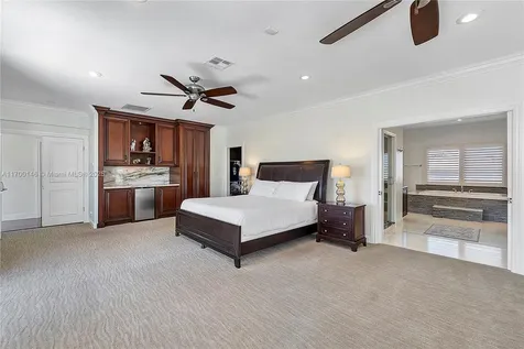 2751 NE 47th Street Lighthouse Point FL 33064