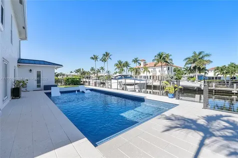 2751 NE 47th Street Lighthouse Point FL 33064