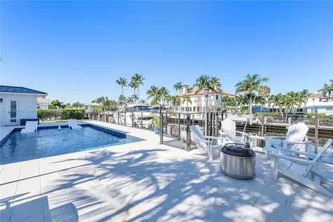 2751 NE 47th Street Lighthouse Point FL 33064