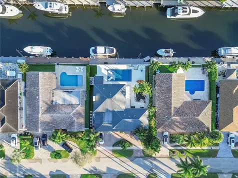 2751 NE 47th Street Lighthouse Point FL 33064