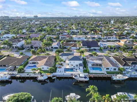 2751 NE 47th Street Lighthouse Point FL 33064