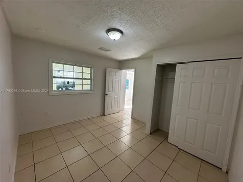 6928 E 29th Avenue Tampa FL 33619