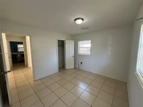 6928 E 29th Avenue Tampa FL 33619