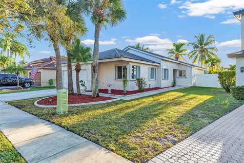 234 SW 180th Avenue Pembroke Pines FL 33029
