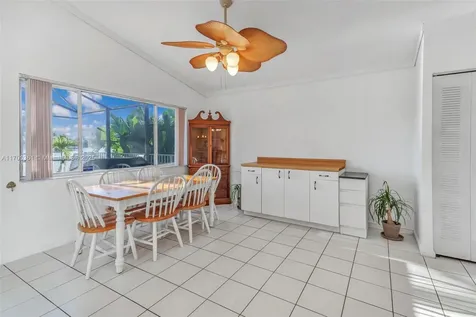 234 SW 180th Avenue Pembroke Pines FL 33029