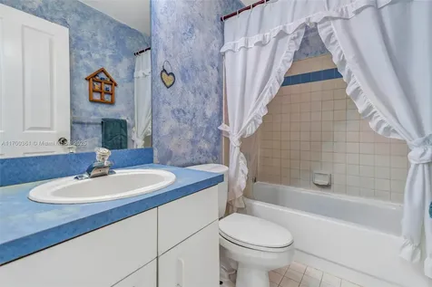 234 SW 180th Avenue Pembroke Pines FL 33029