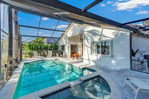 234 SW 180th Avenue Pembroke Pines FL 33029