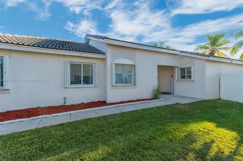 234 SW 180th Avenue Pembroke Pines FL 33029