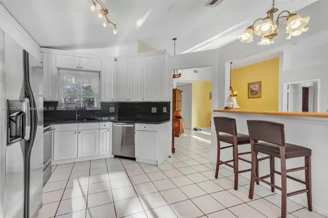 234 SW 180th Avenue Pembroke Pines FL 33029
