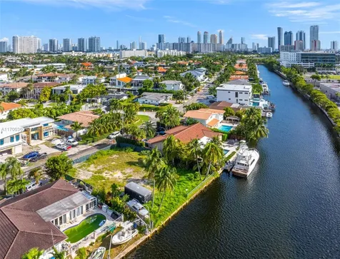 3030 NE 164th Street North Miami Beach FL 33160