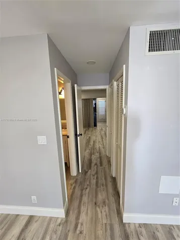 407 SW Natura Avenue Deerfield Beach FL 33441