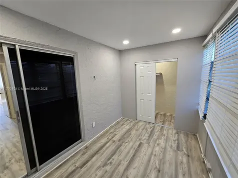 407 SW Natura Avenue Deerfield Beach FL 33441
