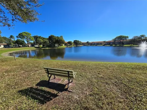 407 SW Natura Avenue Deerfield Beach FL 33441