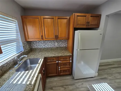 407 SW Natura Avenue Deerfield Beach FL 33441