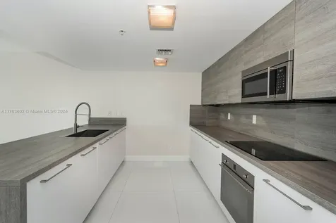 400 Sunny Isles Boulevard Sunny Isles Beach FL 33160
