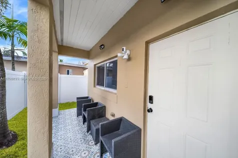 615 NW 10th Terrace Fort Lauderdale FL 33311