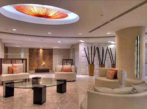 2555 Collins Avenue Miami Beach FL 33140