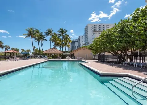 2555 Collins Avenue Miami Beach FL 33140