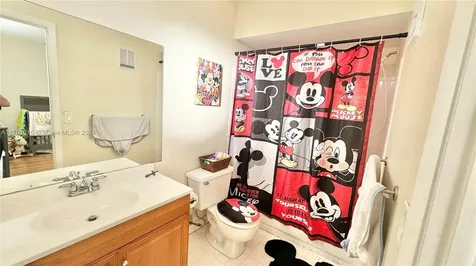 741 NW 105th Terrace Pembroke Pines FL 33026