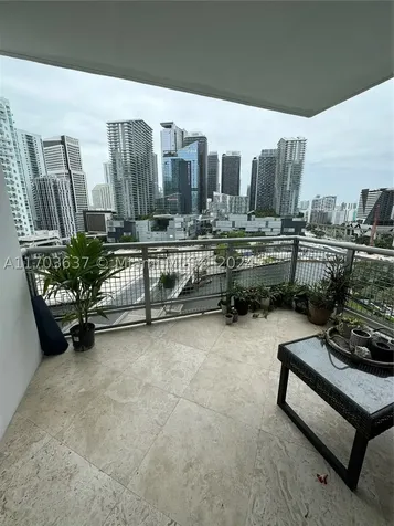 350 S Miami Avenue Miami FL 33130