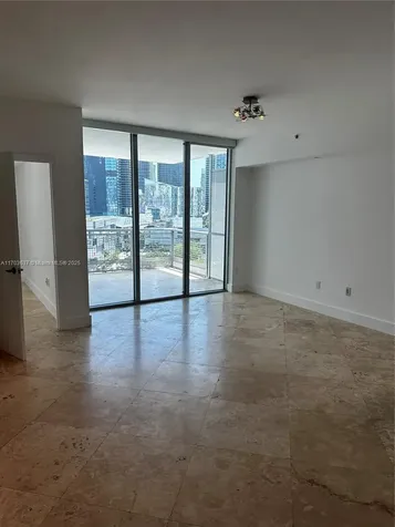 350 S Miami Avenue Miami FL 33130