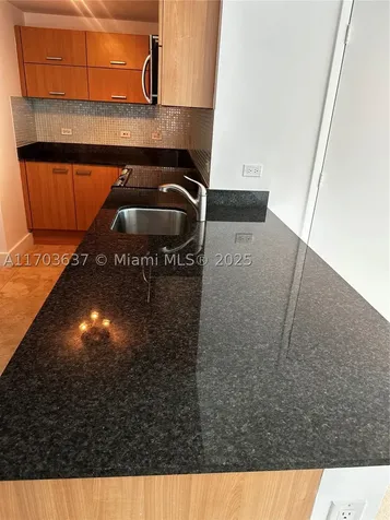 350 S Miami Avenue Miami FL 33130