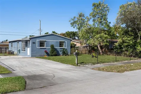 1510 N 68 Avenue Hollywood FL 33024