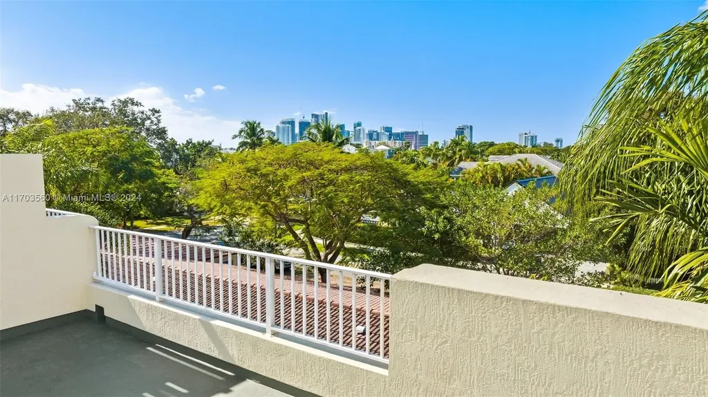 607 NE 17th Way Fort Lauderdale FL 33304