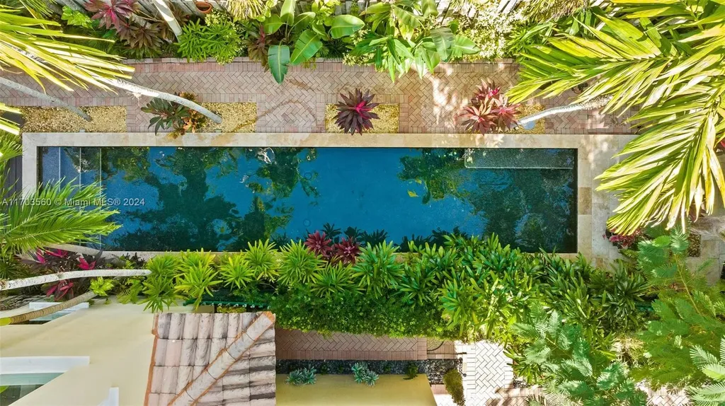 607 NE 17th Way Fort Lauderdale FL 33304