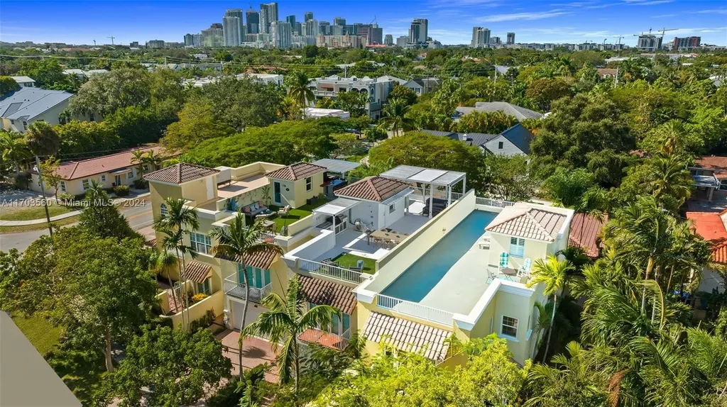 607 NE 17th Way Fort Lauderdale FL 33304