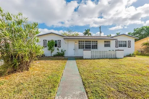 21201 NW 27th Court Miami Gardens FL 33056